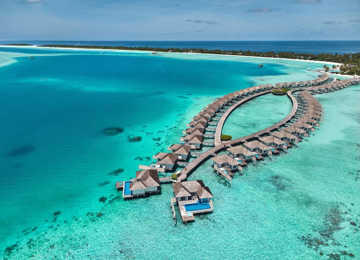 Beach Villa vs Overwater Villa: Which Is Better for a Honeymoon?