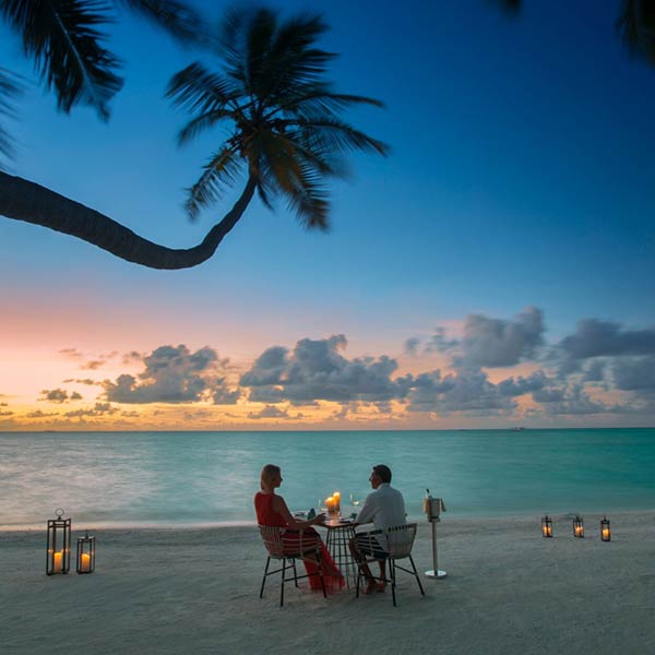 Dine Amidst the Maldives’ Stunning Surroundings