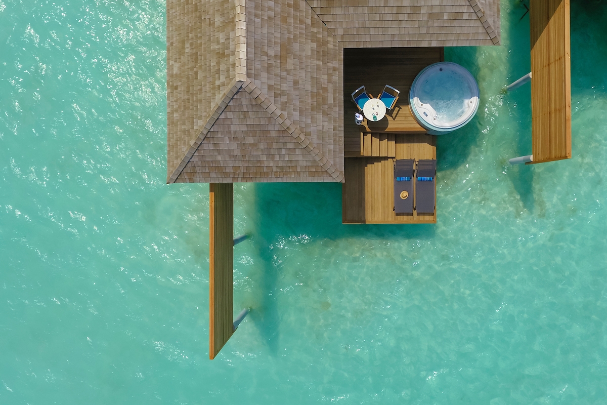 Aqua Jacuzzi Villa 1